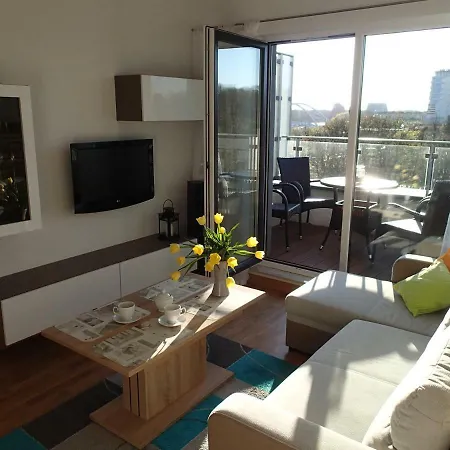 Dla Ciebie Z Tarasem I Garazem * 코워브제크